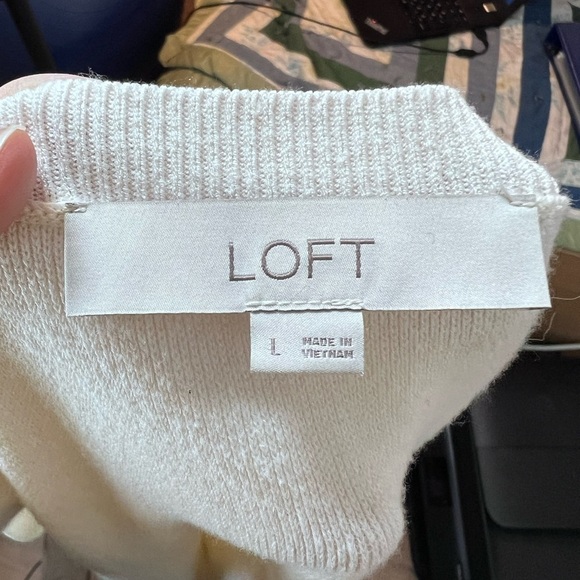 Loft White Basic Sweater Vest - Picture 4 of 7